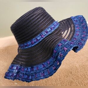 Black and Blue Wide-Brim Flop Hat